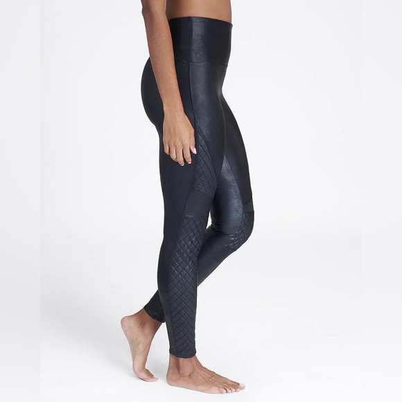 NWT Spanx Quilted Faux Leather Leggings in Very Black - Picture 6 of 10